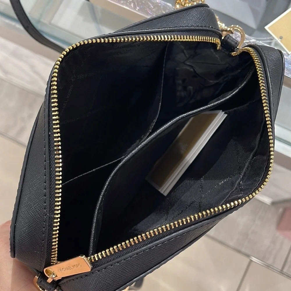 Michael Kors Jet Set Item Large East West Zip Crossbody Leather Black